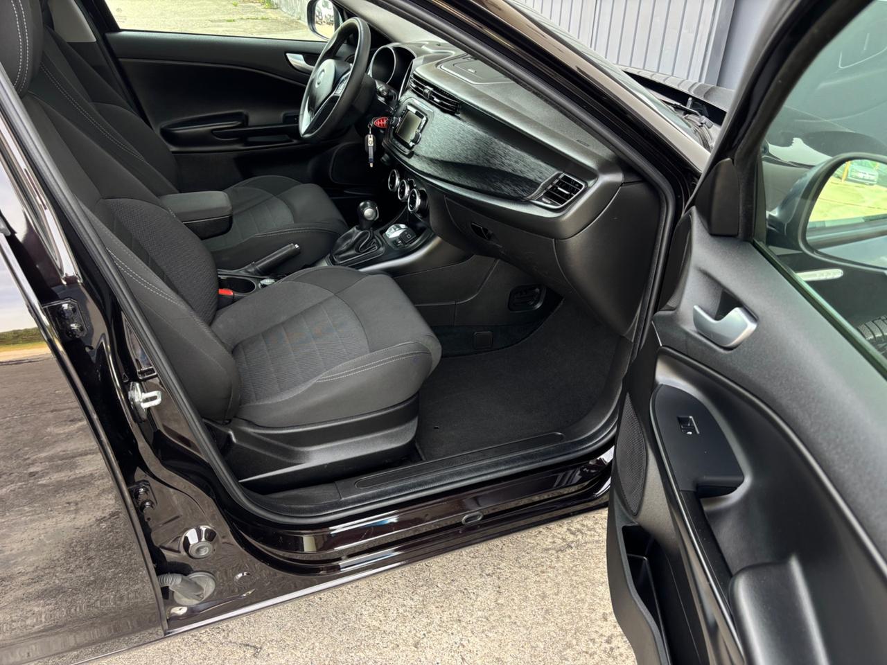 Alfa Romeo Giulietta 1.6 JTDm 120 cv. Neopatentati