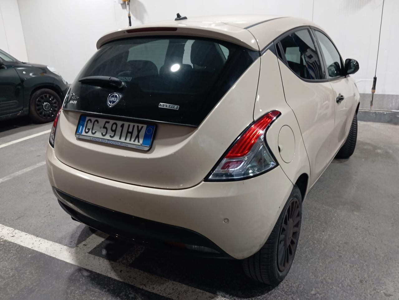 Lancia Ypsilon 1.0 FireFly 5 porte S&S Hybrid Maryne