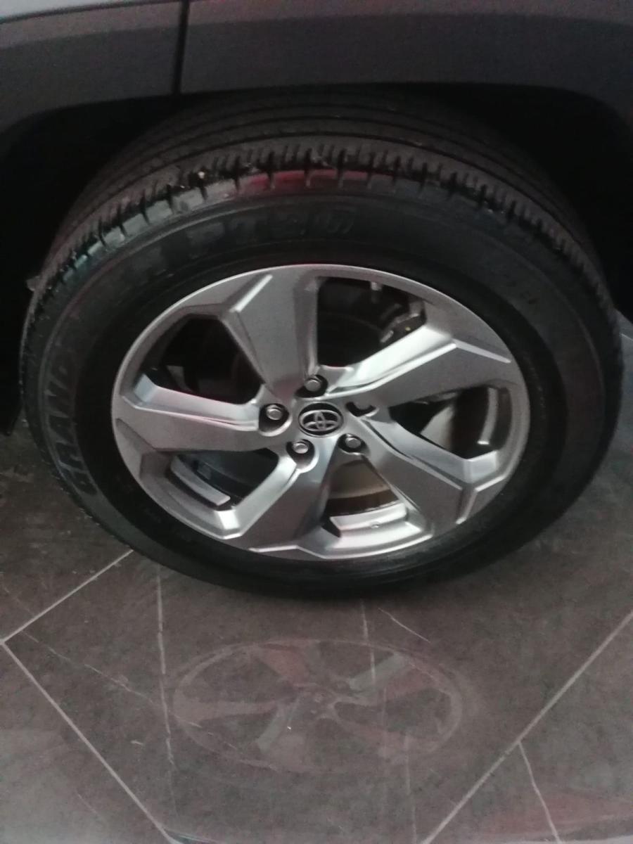 TOYOTA - RAV4 - 2.5 HVE-CVT 2WD Dynamic