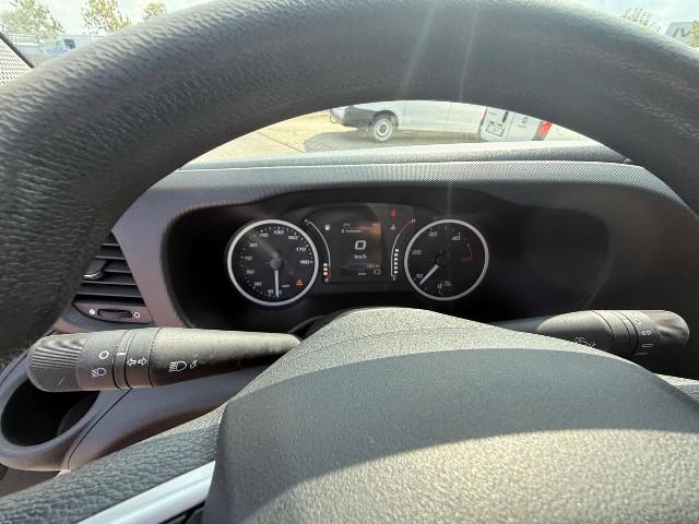IVECO DAILY 35C14 CASSONE CON GRU