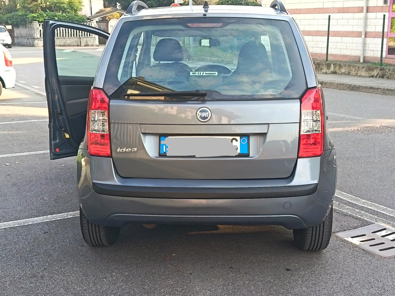 Fiat Idea 1.2 16V BlackLabel