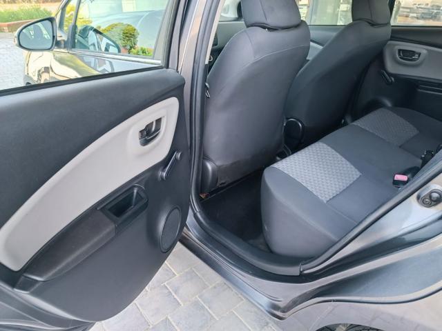 TOYOTA Yaris 1.0 5 porte Active