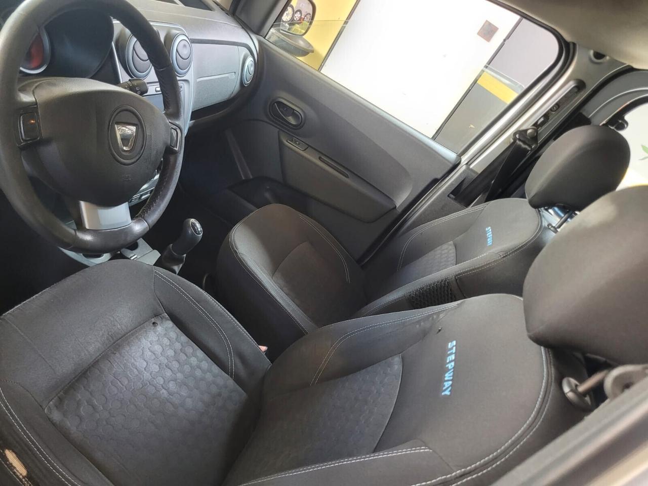 Dacia Dokker 1.5 AUTOCARRO CON I POSTI