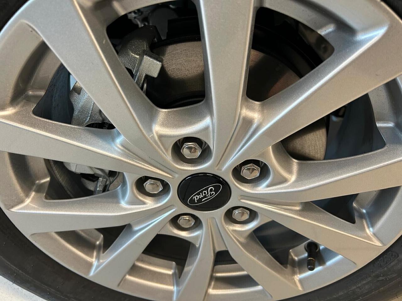 Ford Tourneo Courier TITANIUM 1.0 EcoBoost 6mt KM 0