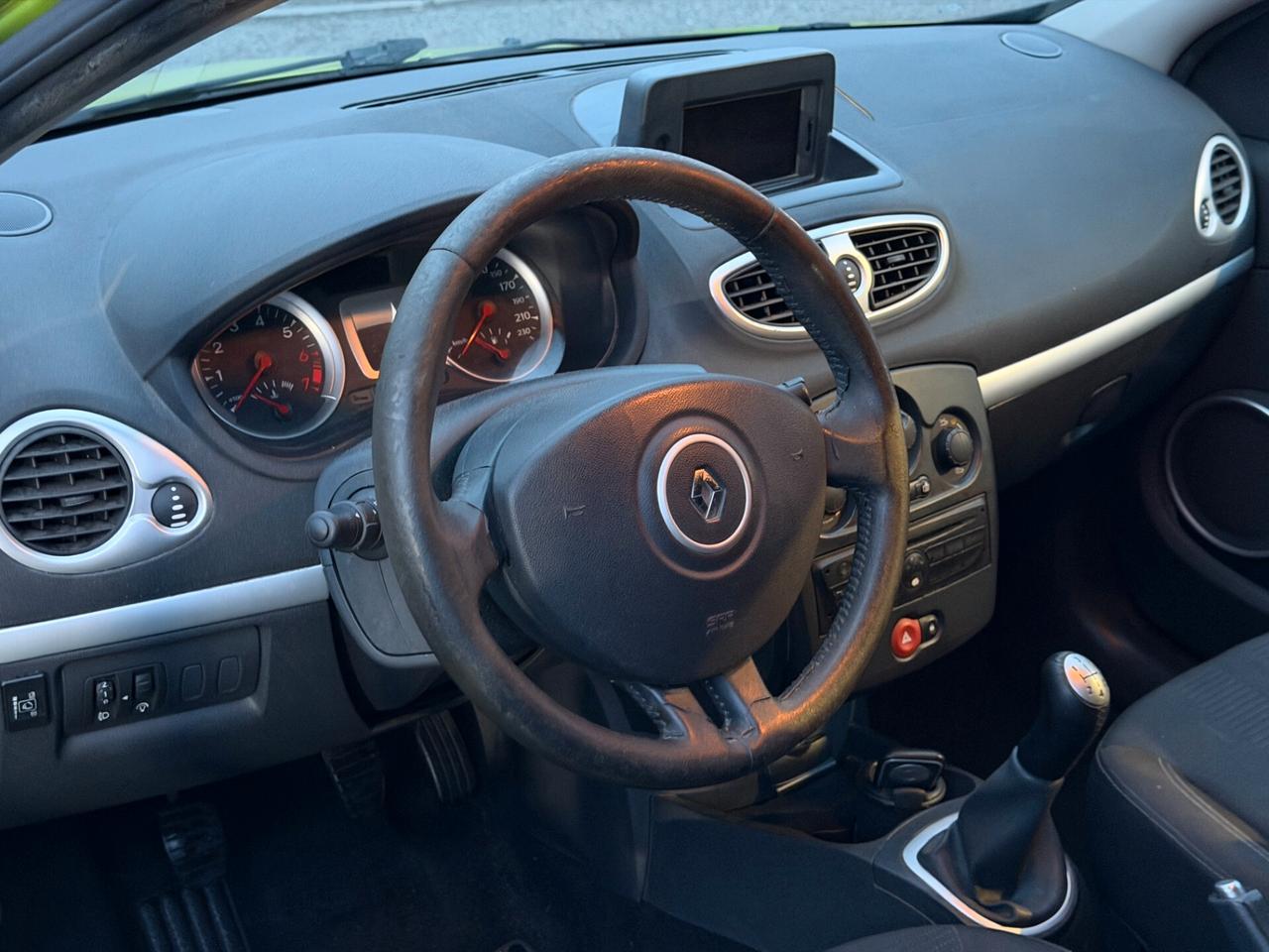 Renault Clio 1.2 16V 5 porte GPL Dynamique 75CV