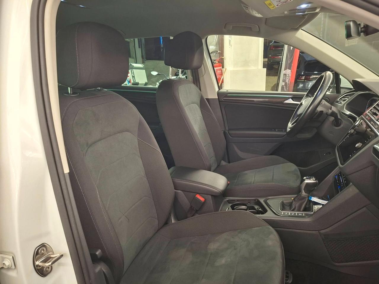 Volkswagen Tiguan 2.0 TDI 150 CV SCR DSG Elegance