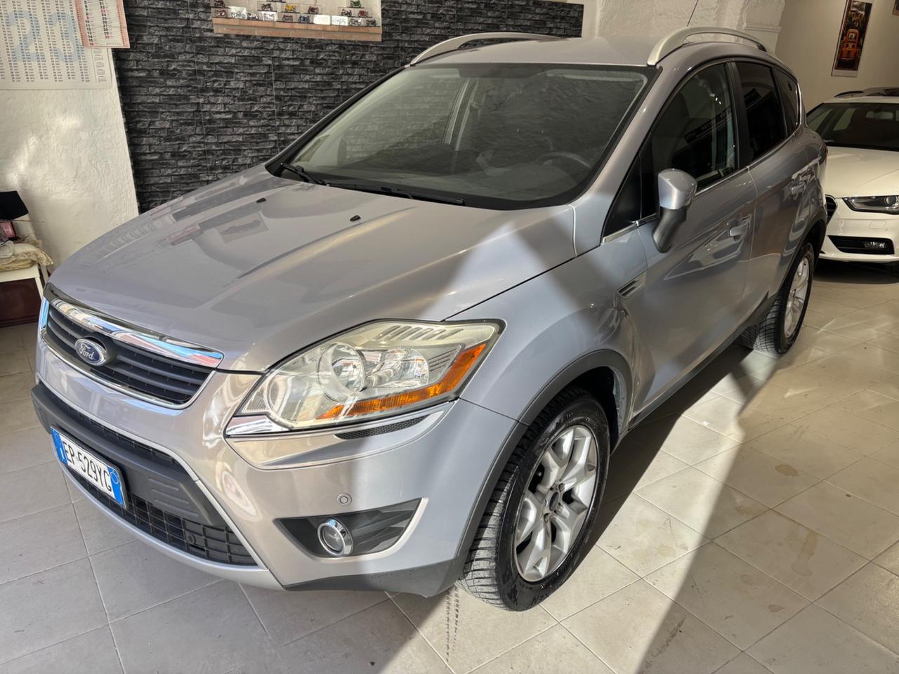 Ford Kuga 2.0 TDCI 163 CV 4WD Titanium