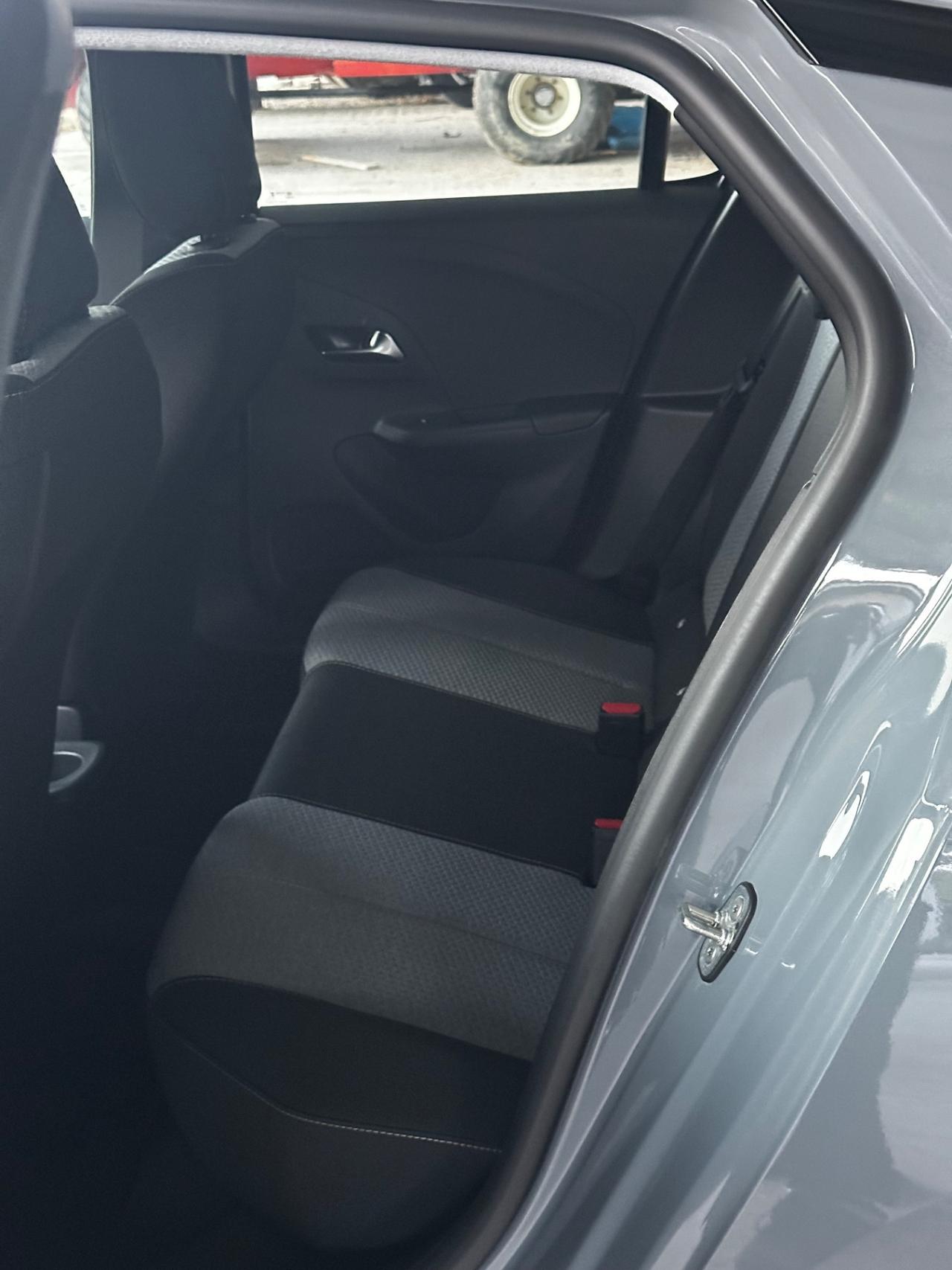 Opel Corsa 1.2 100 CV Edition
