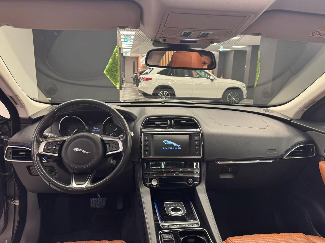 Jaguar F-Pace 3.0 D V6 300 CV AWD aut. Portfolio