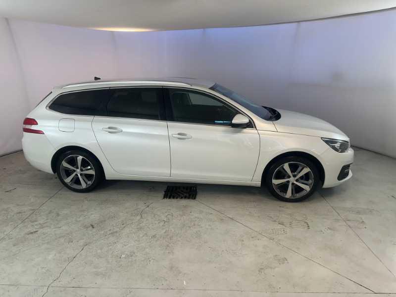 PEUGEOT 308 BlueHDi 120 S&S SW Allure