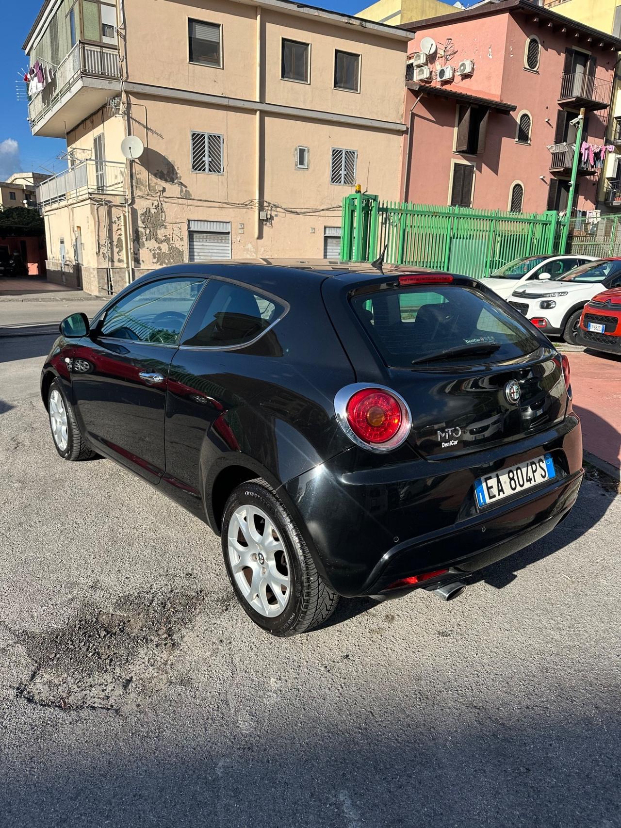 Alfa Romeo MiTo 1.6 JTDm 16V Distinctive Sport Pack