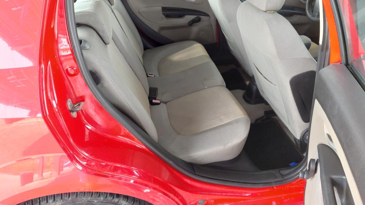 Fiat Grande Punto 1.3MJT 90 5p.Van Dynam. 4pt