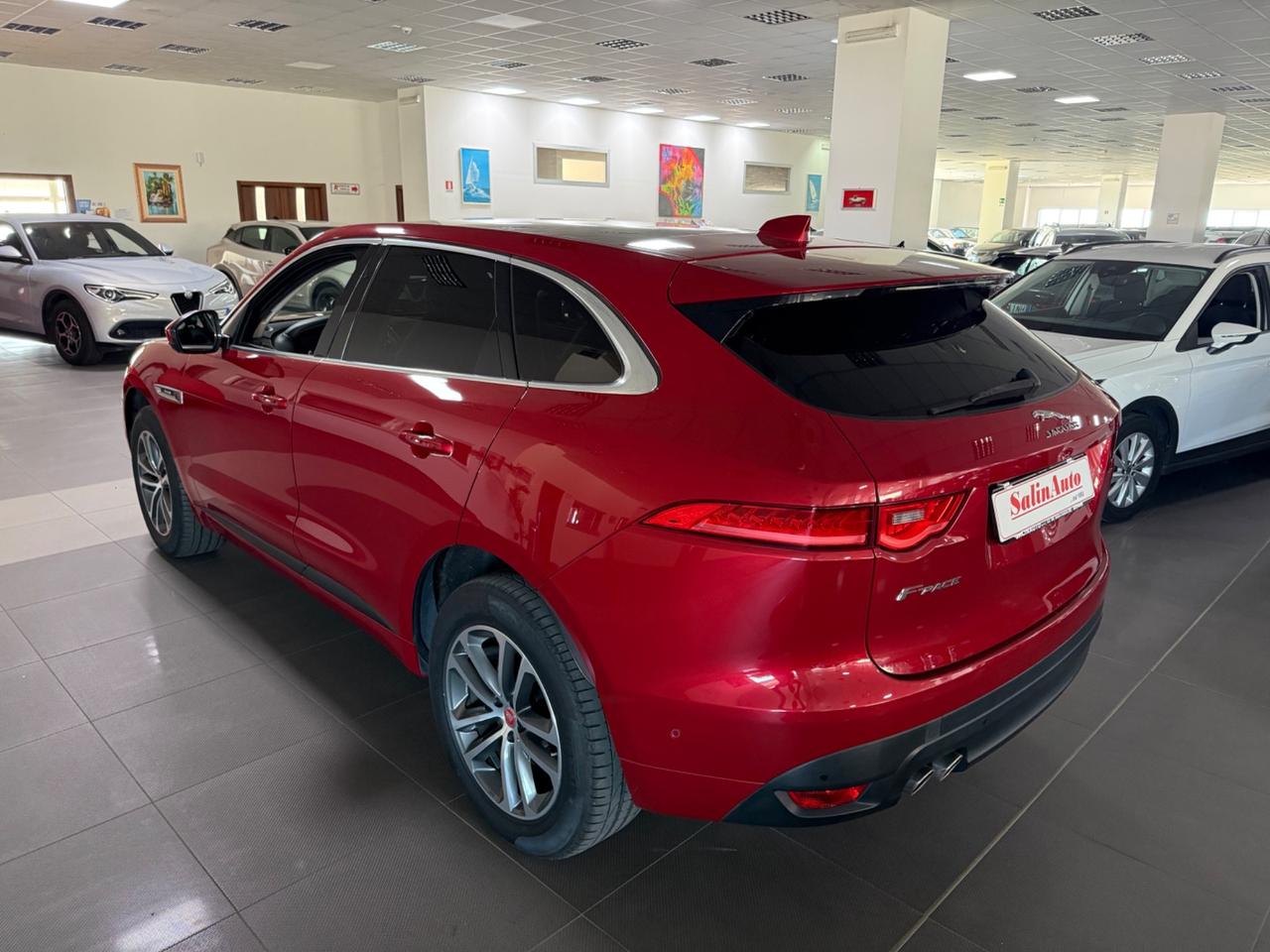 Jaguar F-Pace 2.0 D 180 CV AWD aut. R-Sport