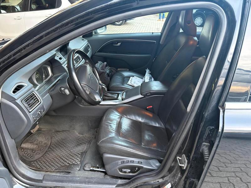 Volvo V70 2.0 d4 Momentum 181cv geartronic TETTO APRIBILE