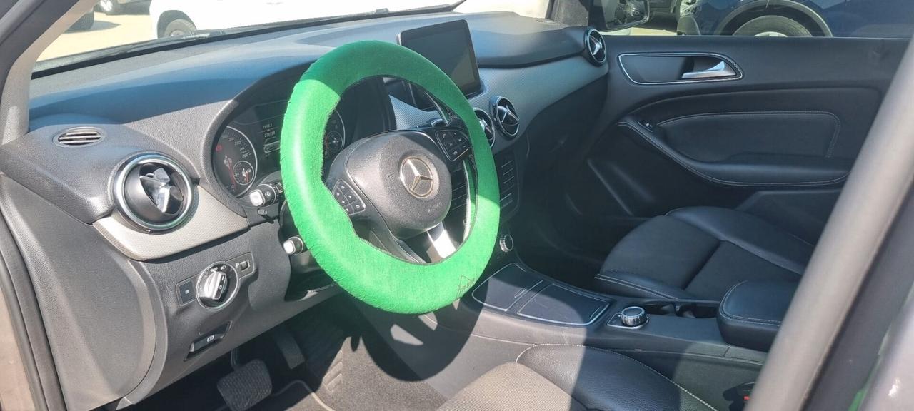 Mercedes-benz B 180 B 180 d Automatic Premium