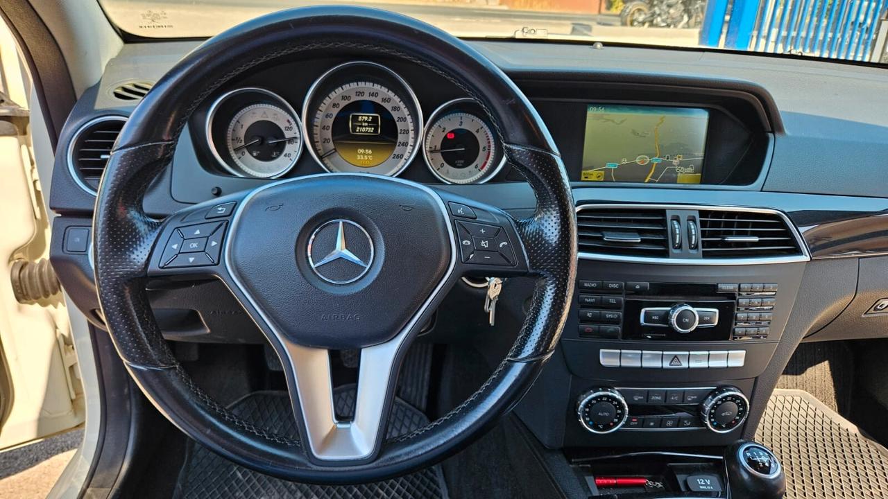 Mercedes-benz C 220 C 220 CDI BlueEFFICIENCY Coupé Avantgarde