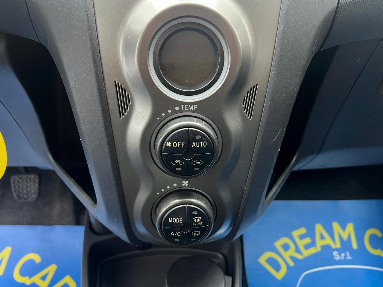 Toyota Yaris 1.0 Benzina 69Cv - Ok neopatentati