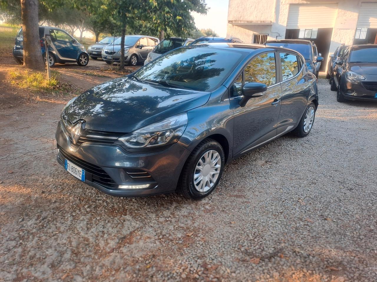 Renault Clio dCi 8V 75 CV Start&Stop 5 porte Energy Duel2