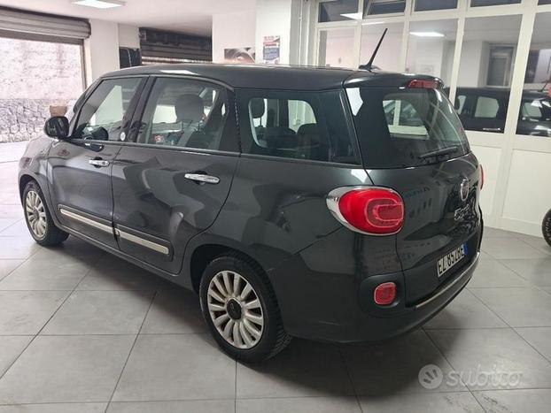 FIAT 500L Living 1.6 Multijet 105 CV Pop Star