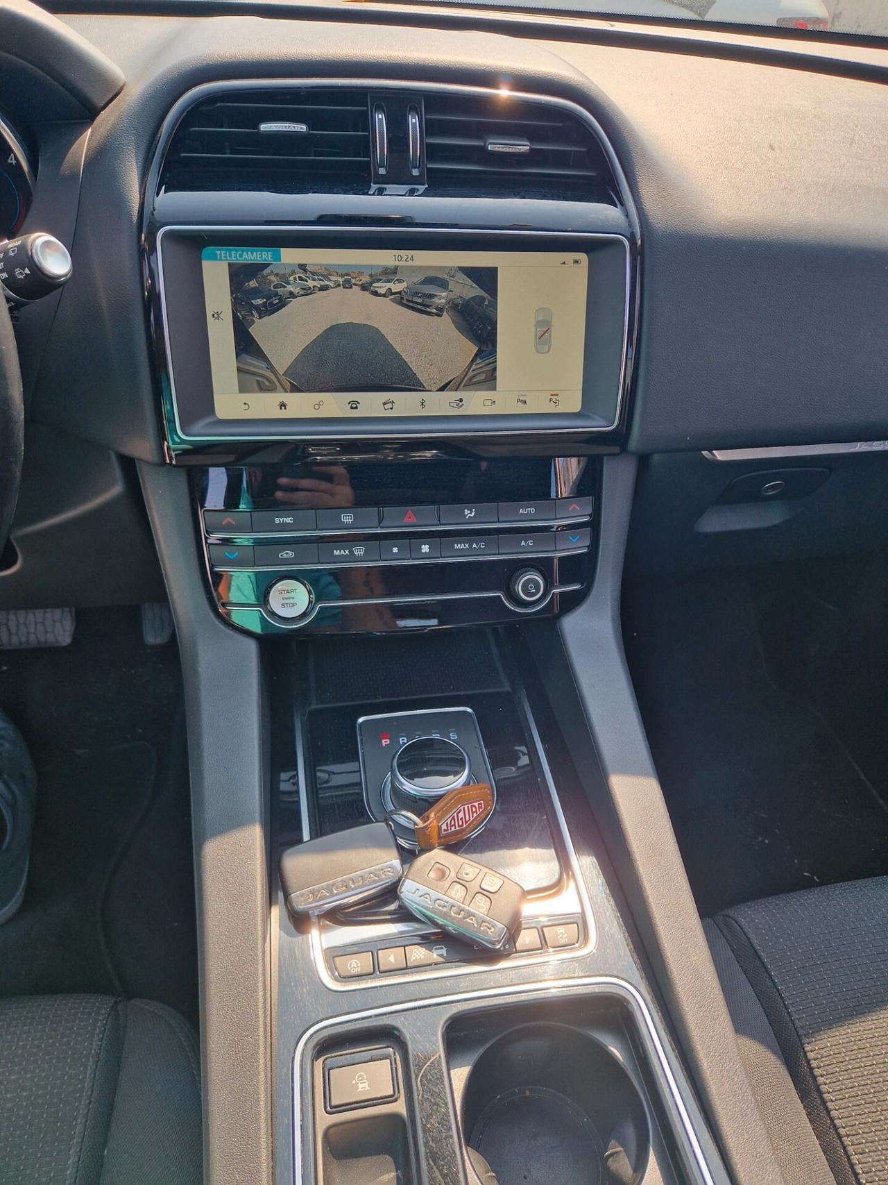Jaguar F-Pace 2.0D 180 CV AWD Portfolio- 2020