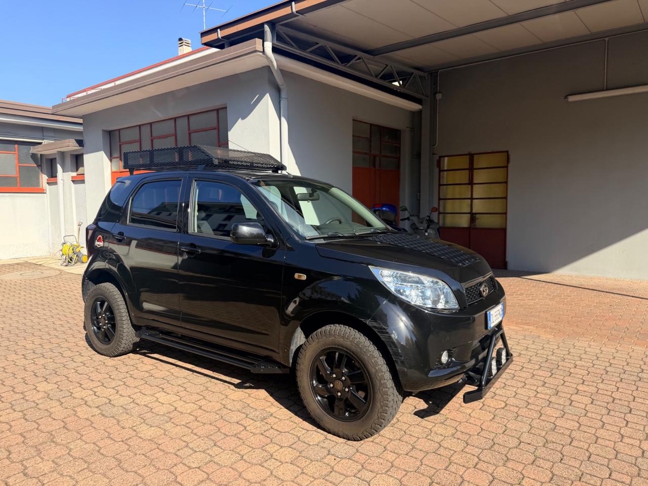 Daihatsu Terios 1.5 4WD BLACK
