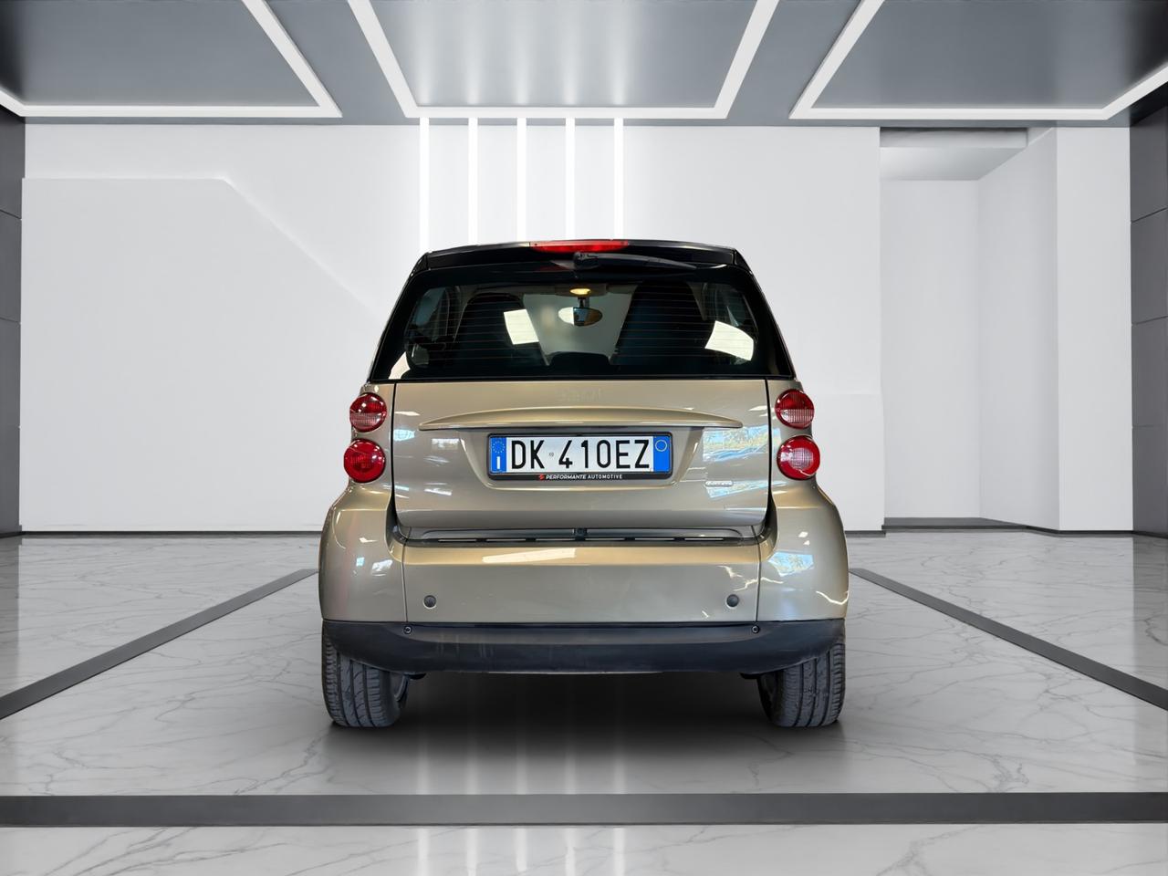 Smart fortwo coupe Fortwo 1.0 Pulse 71cv LIMITED ONE