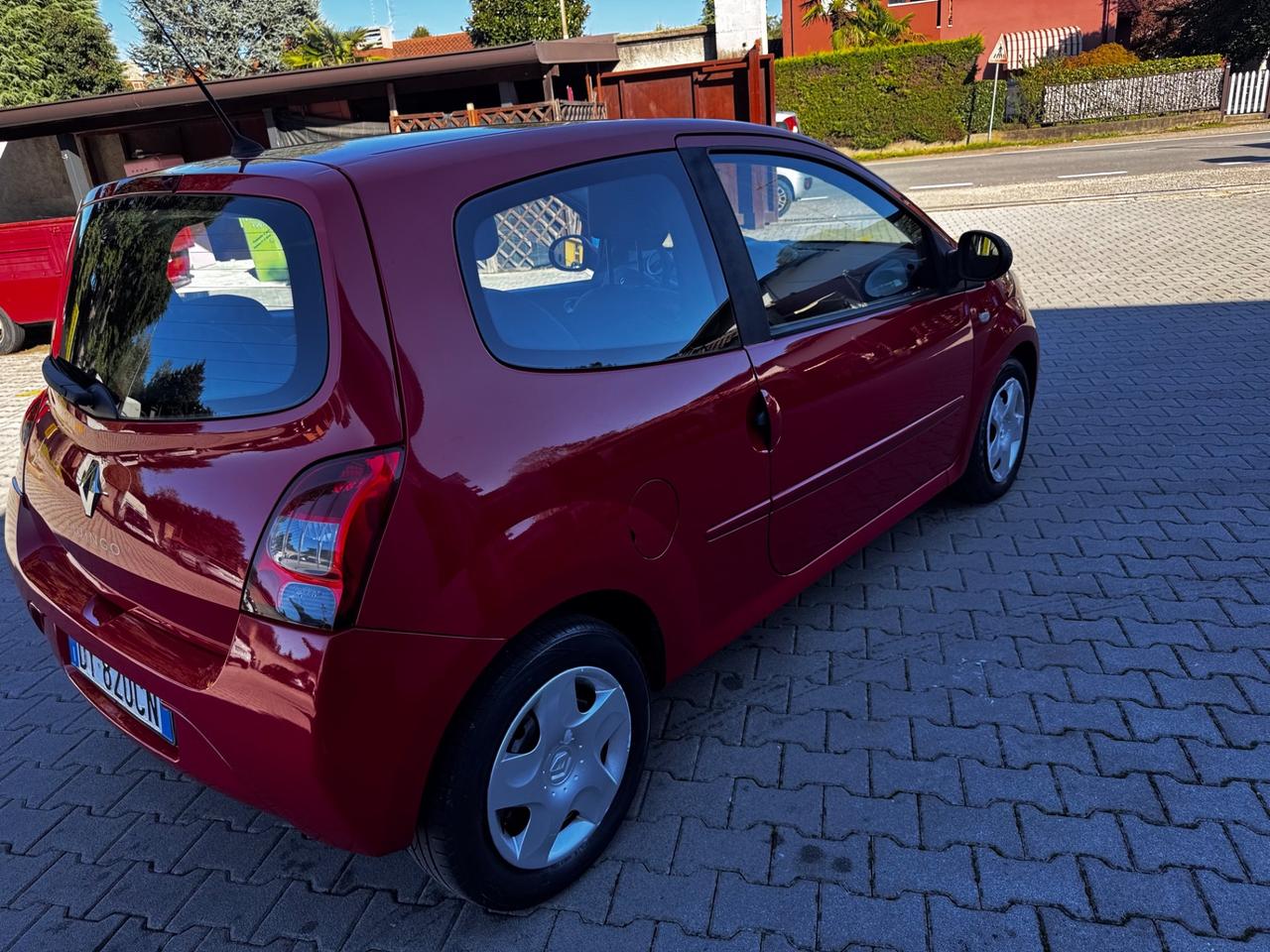 Renault Twingo 1.2 GPL Le Iene neopatentati