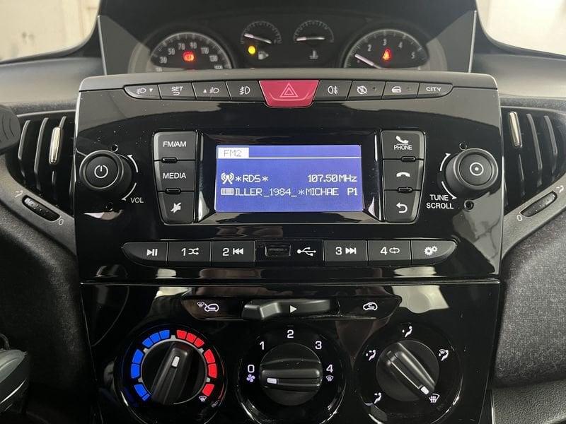 Lancia Ypsilon Ypsilon 1.2 69 CV 5 porte TUA DA 129,00 EURO AL MESE