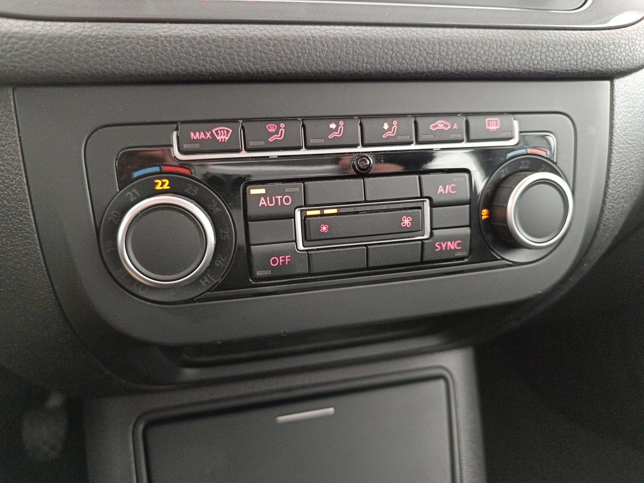 VOLKSWAGEN Tiguan 1ª serie - Tiguan 2.0 TDI 110CV Business Sport & Style BlueMotion Tech.