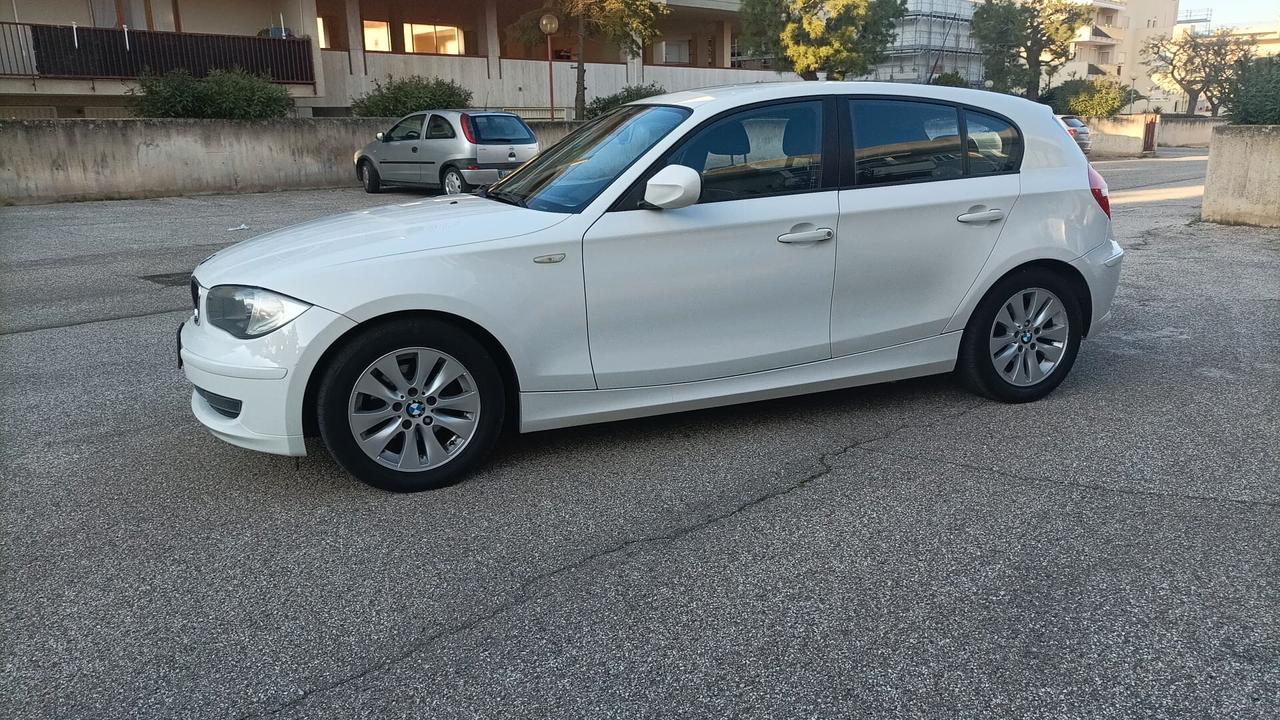 Bmw 116 116d 2.0 116CV cat 5 porte Attiva DPF