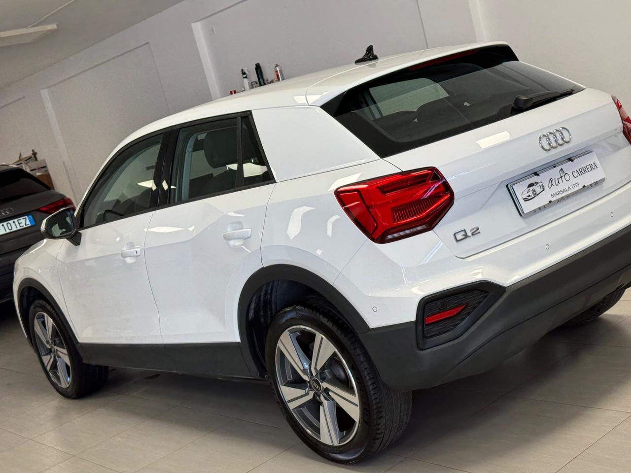 Audi Q2 30 TDI Business