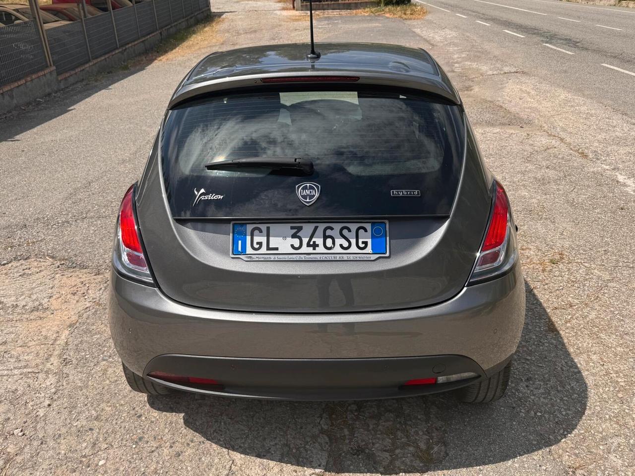 Lancia Ypsilon 1.0 FireFly 5 porte S&S Hybrid Silver Plus