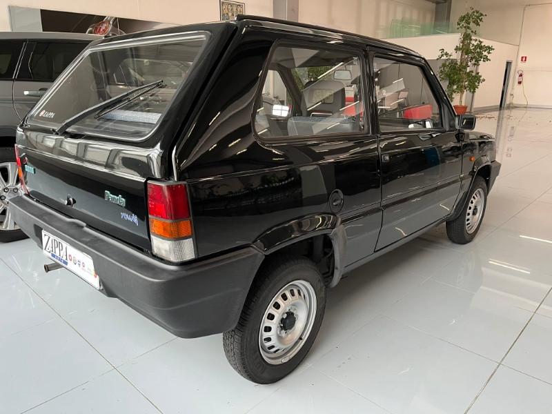 FIAT 900 i.e. cat Young