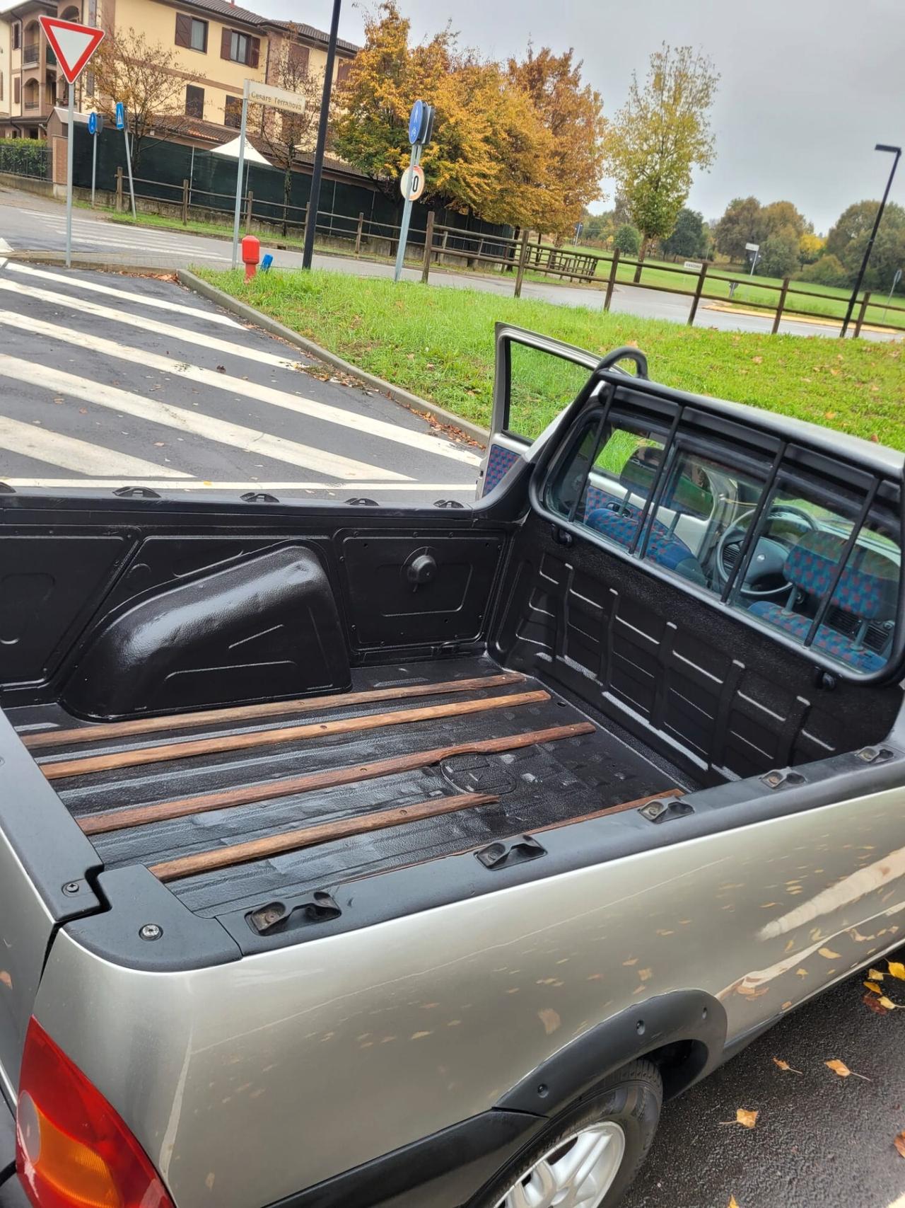 Fiat Strada 1.7 TDI Pick-up