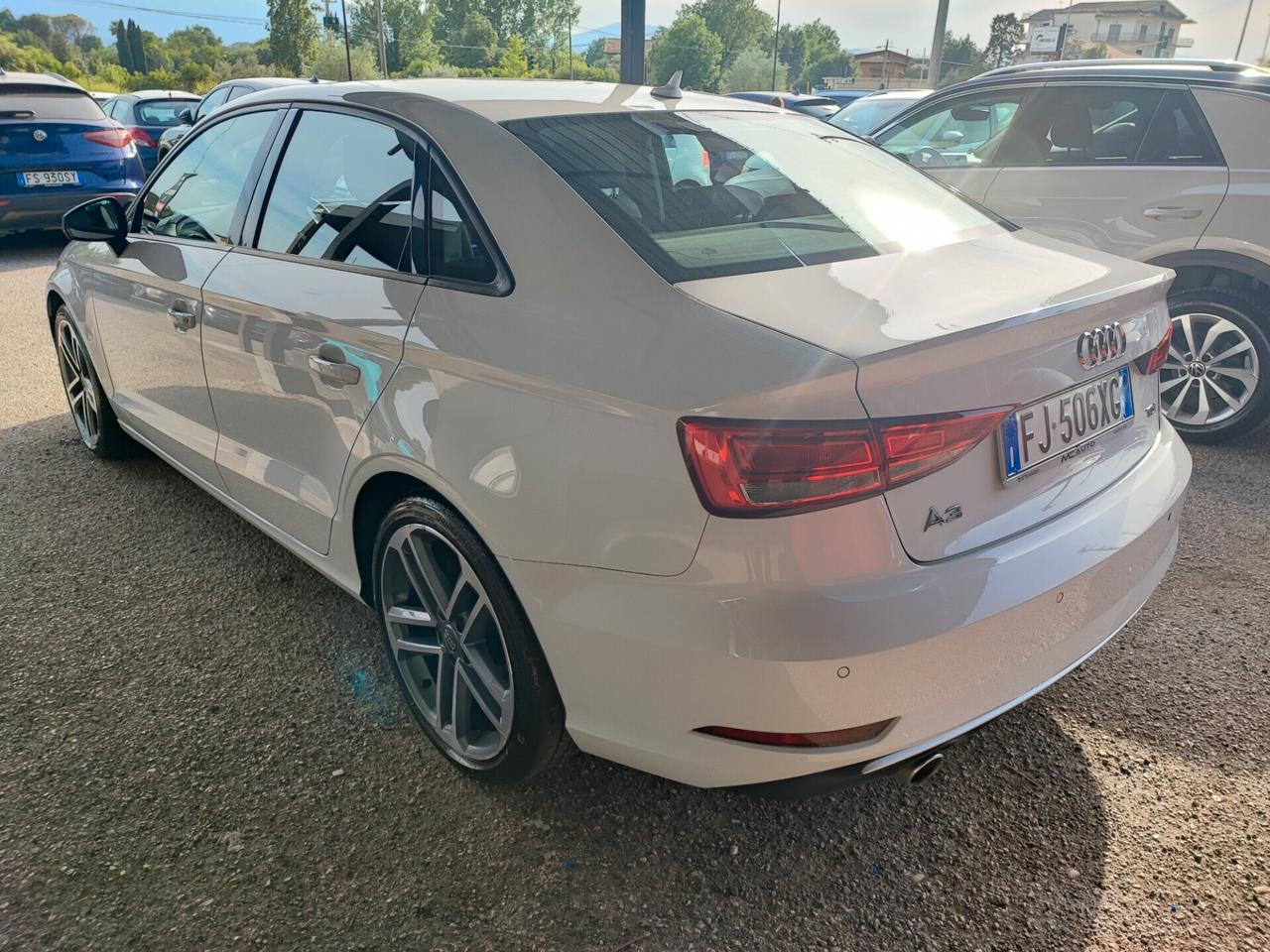 Audi A3 Sedan 1.6 TDI S tronic Sport