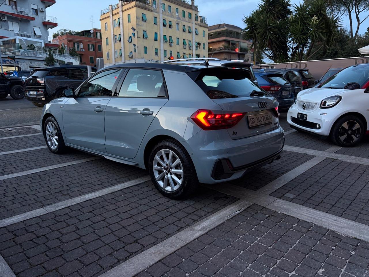 Audi A1 SPB 30 TFSI s-tronic S line - SOLO 20.186Km !!
