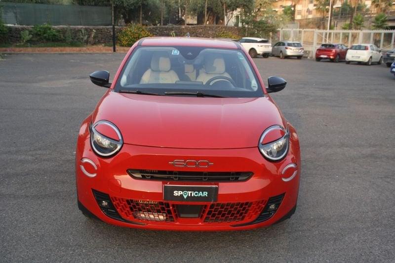 FIAT 600 1.2 Hybrid 100cv La Prima