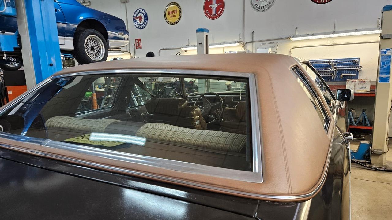 Cadillac Deville 1975