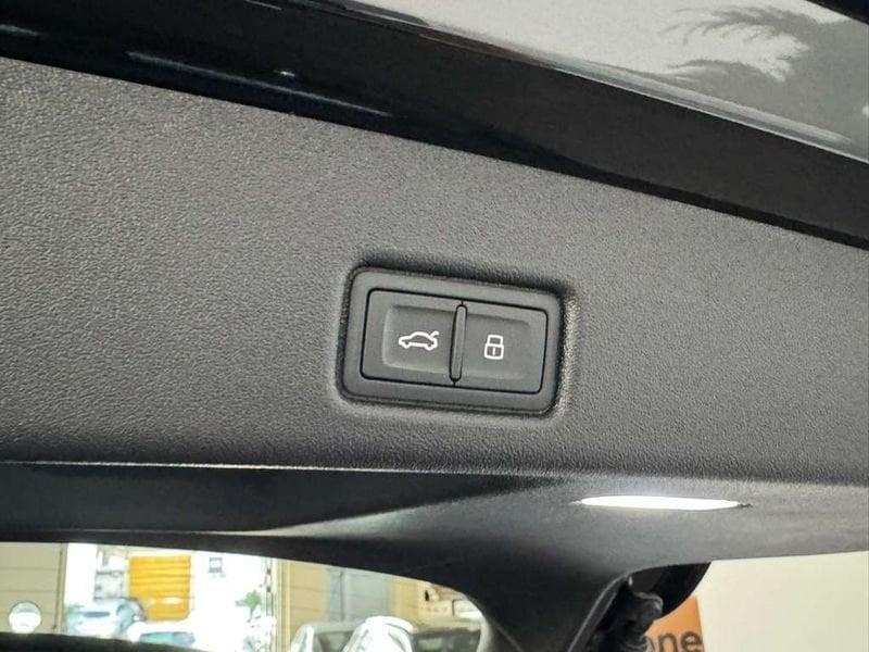 Audi Q5 3ª serie TDI 150 kW mHEV+ S tronic quattro S line edition