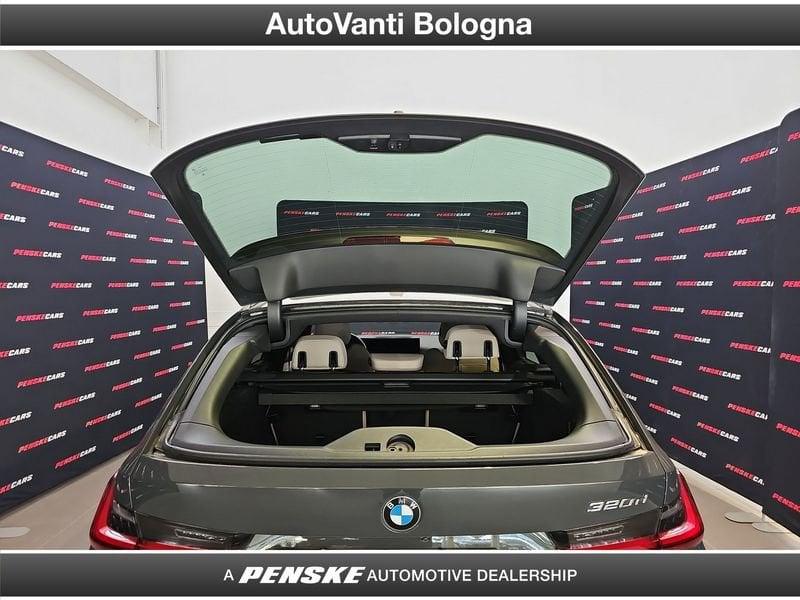 BMW Serie 3 320d Touring mhev 48V MSport auto