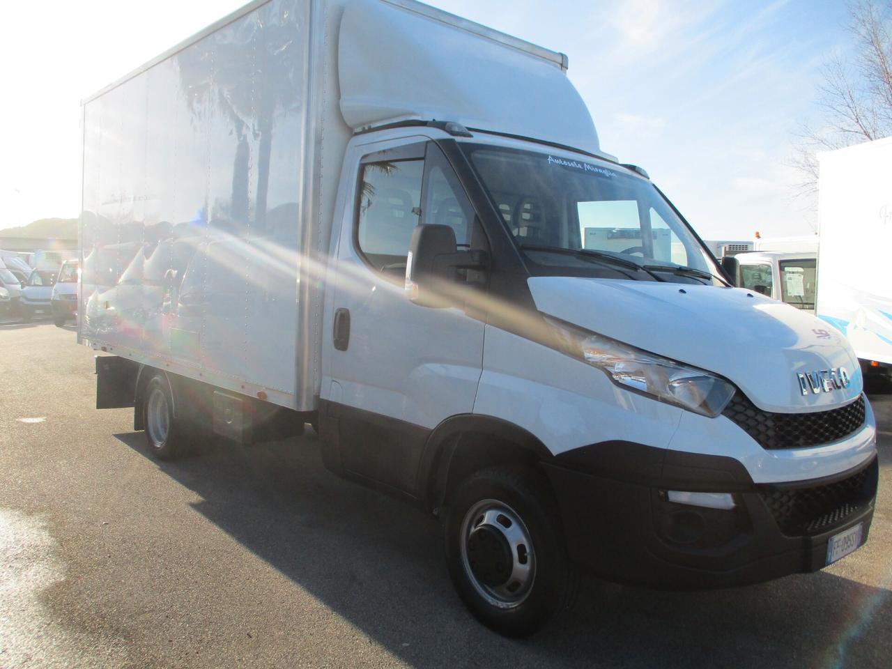 Iveco Daily 35C13 2.3 130CV E5 FURGONE IN LEGA DA 4.30 METRI