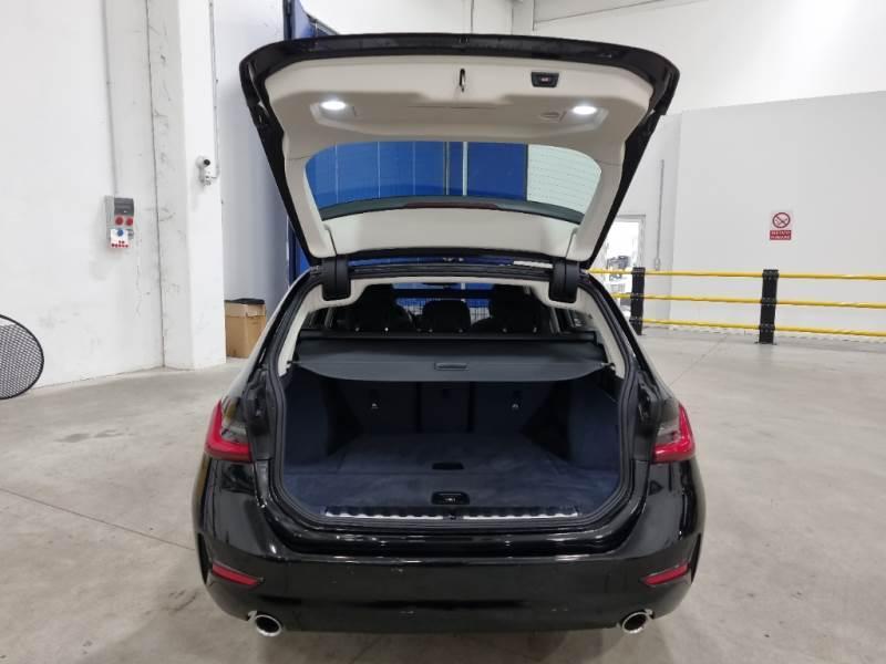 BMW Serie 3 Touring 320 d Mild Hybrid 48V Business Advantage Steptronic