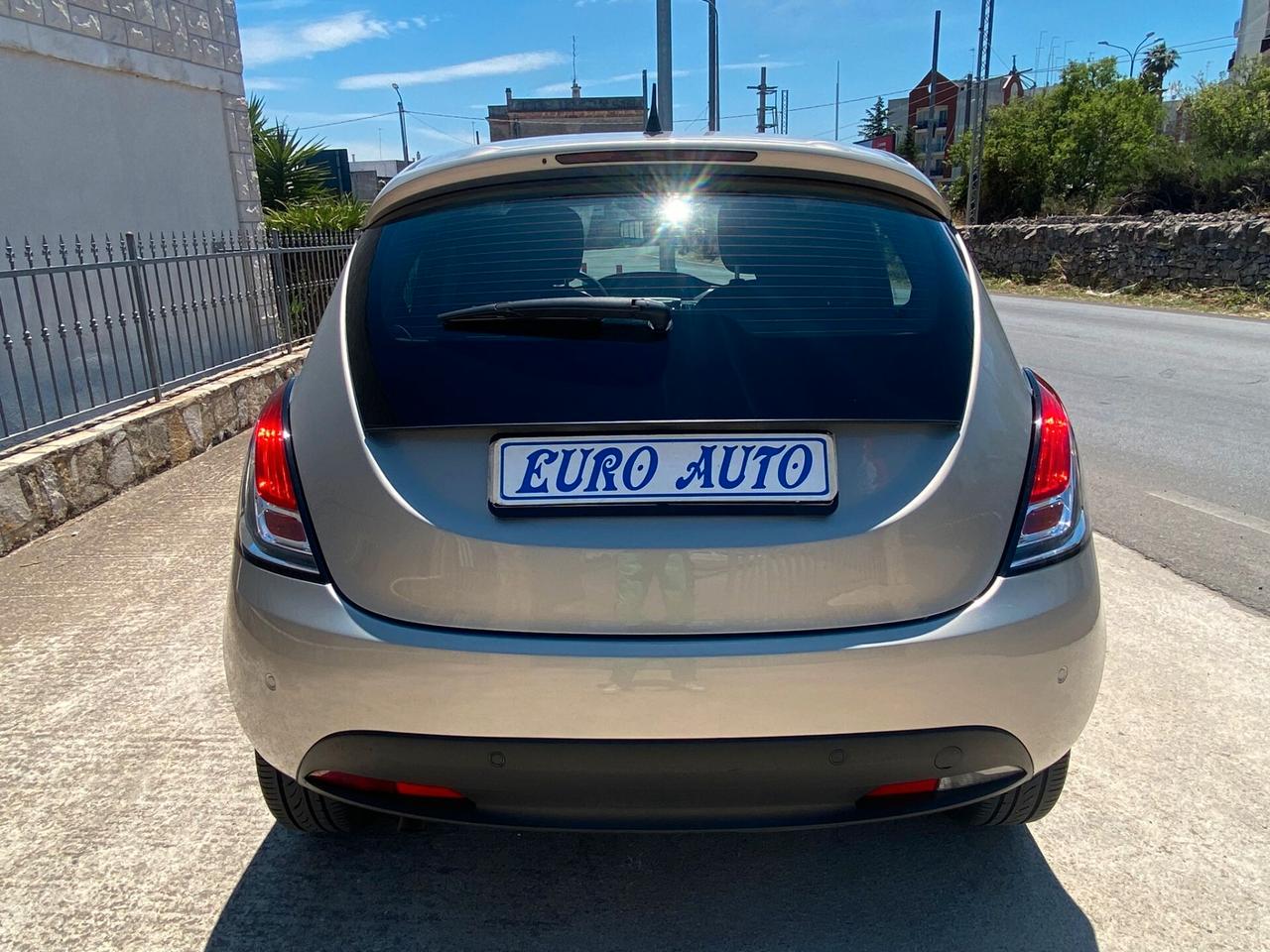 Lancia Ypsilon 1.3 MJT 16V 95 CV 5 porte S&S Gold