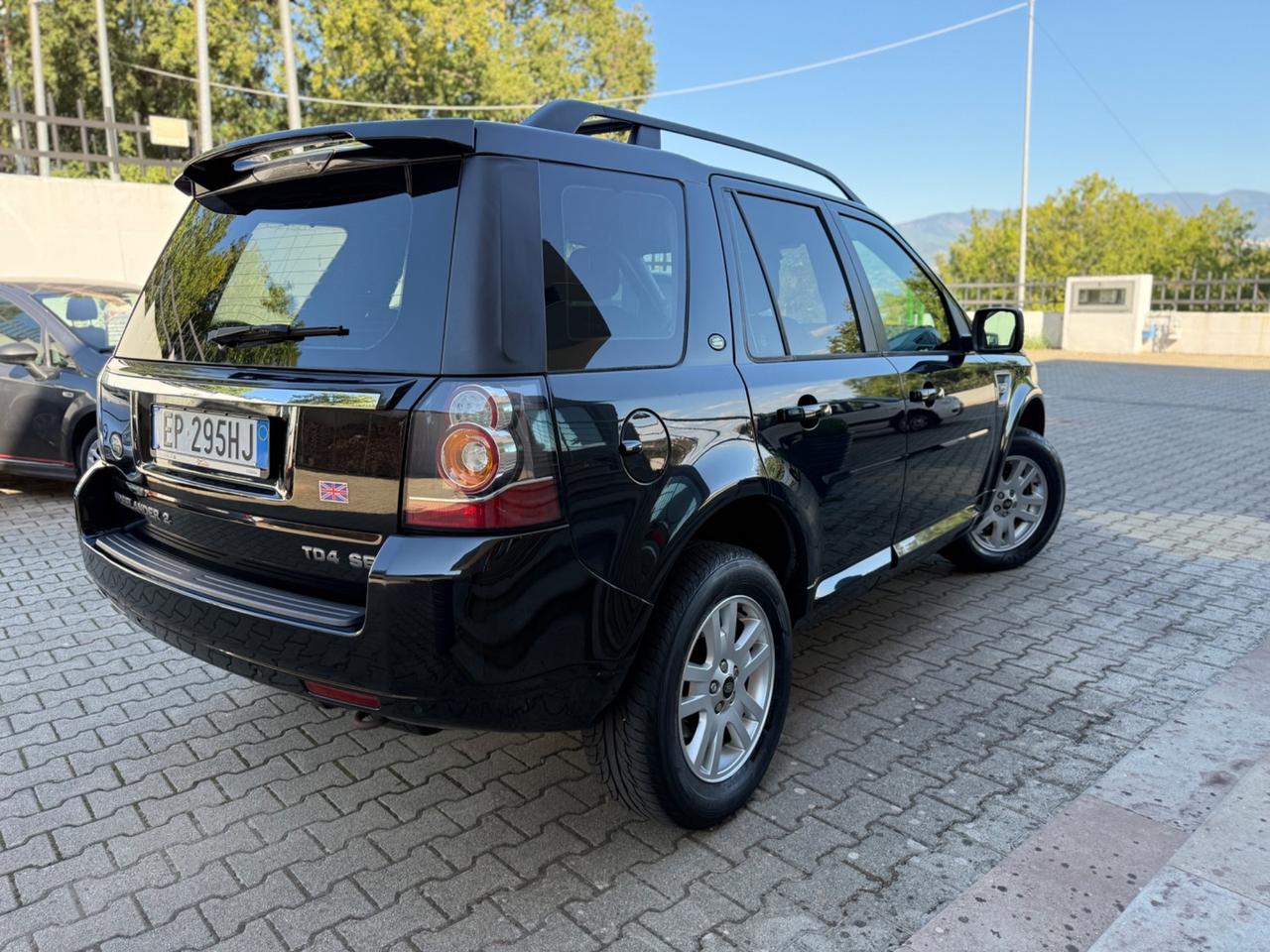 Land Rover Freelander 2.2 TD4 S.W. SE