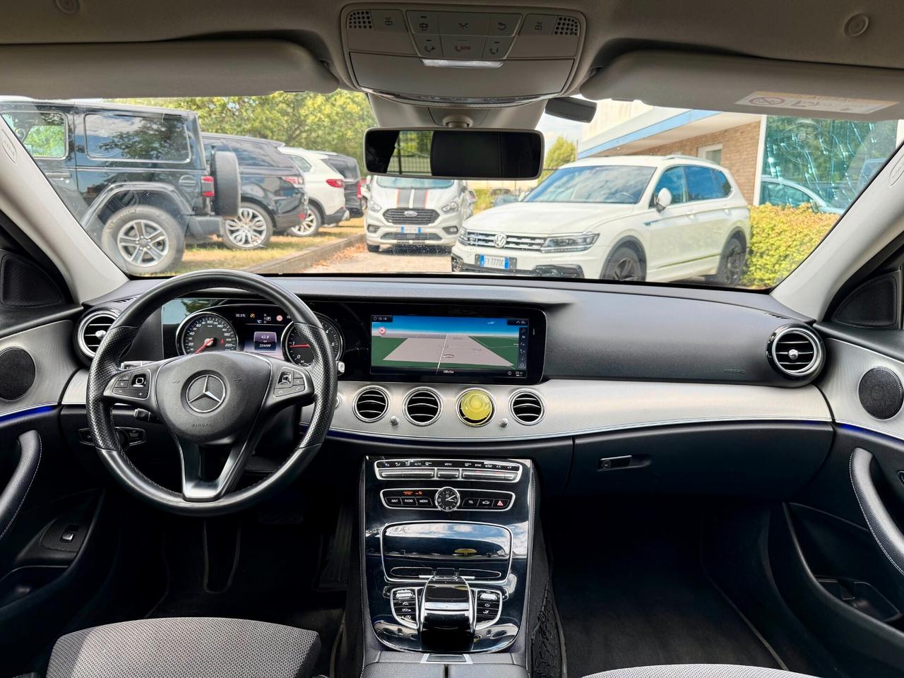 Mercedes-Benz E 220 d SW Business Sport 4matic auto 194cv