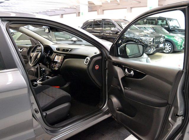 NISSAN Qashqai 1.2 DIG-T Tekna Navigatore Ok Neopatentati