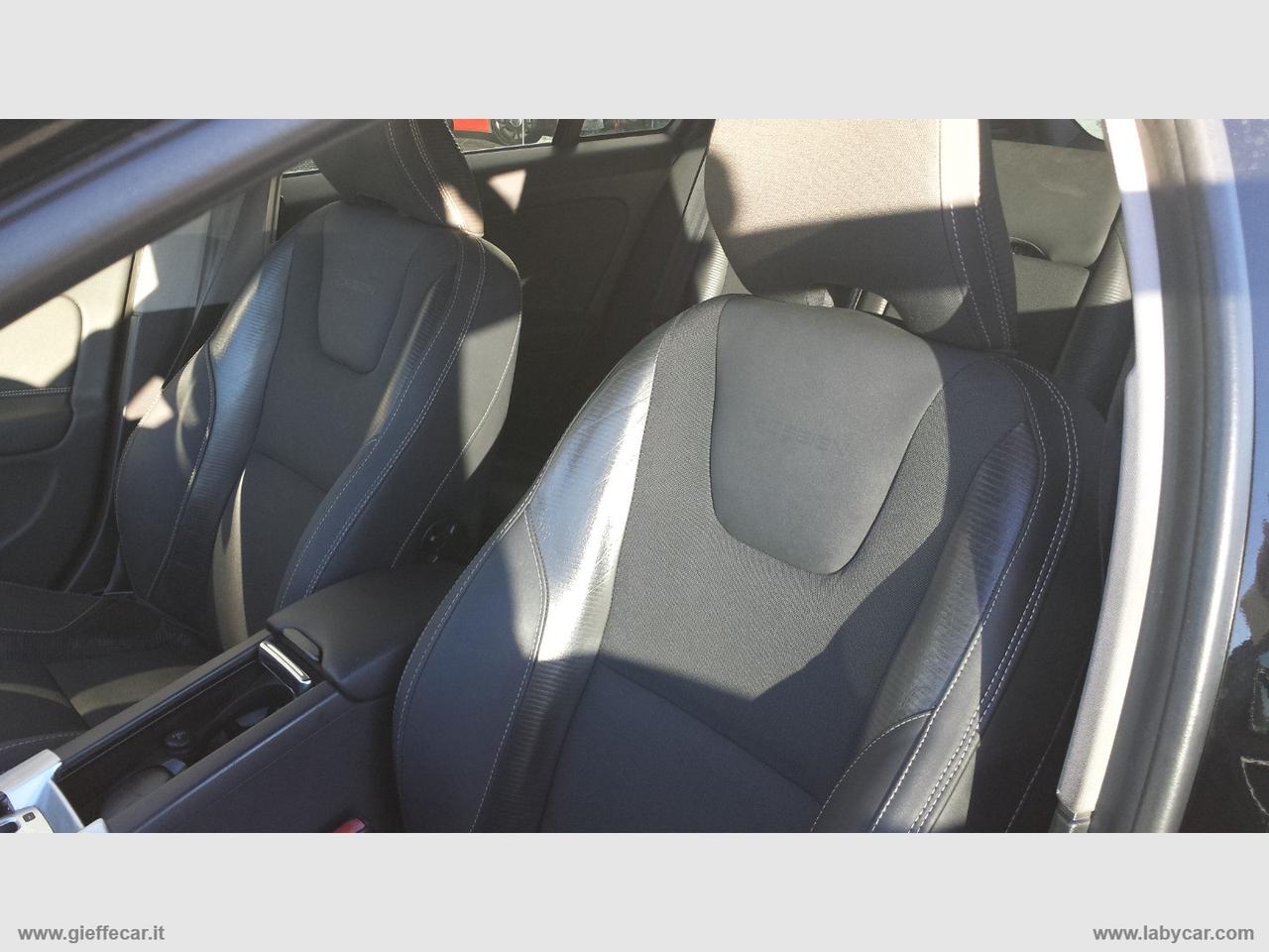 VOLVO V60 D3 Geartronic R-design