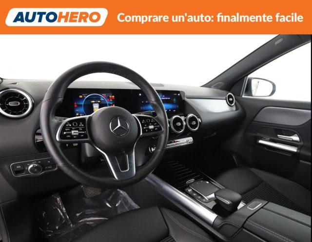 MERCEDES-BENZ GLA 180 d Automatic Premium