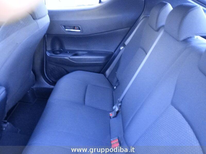 Toyota C-HR I 2016 1.8h Active 2wd e-cvt