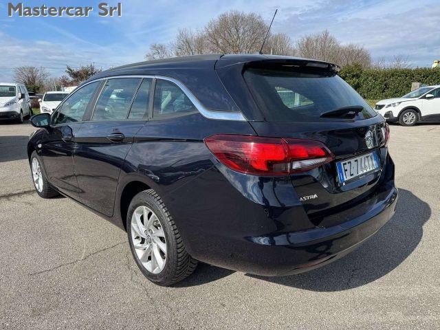 OPEL Astra Sports Tourer 1.6 cdti Business Automatica FZ744TX